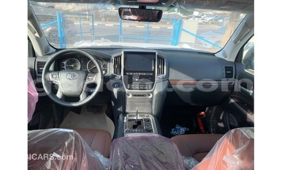 Nunua Imported Toyota Land Cruiser Nyingine Gari ndani ya Import - Dubai nchini Somalia Nunua Imported Toyota Land Cruiser Nyingine Gari ndani ya Import - Dubai nchini Somalia