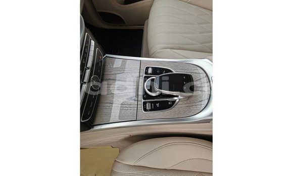 اشتري Imported Mercedes-Benz 190 أزرق سيارة في Import - Dubai في الصومال اشتري Imported Mercedes-Benz 190 أزرق سيارة في Import - Dubai في الصومال