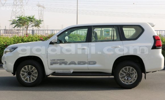 Nunua Imported Toyota Prado Nyeupe Gari ndani ya Import - Dubai nchini Somalia Nunua Imported Toyota Prado Nyeupe Gari ndani ya Import - Dubai nchini Somalia