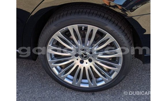 Imported Mercedes-Benz 190 Black Makiinaa iti Import - Dubai keessatti Somalia keessatti Imported Mercedes-Benz 190 Black Makiinaa iti Import - Dubai keessatti Somalia keessatti