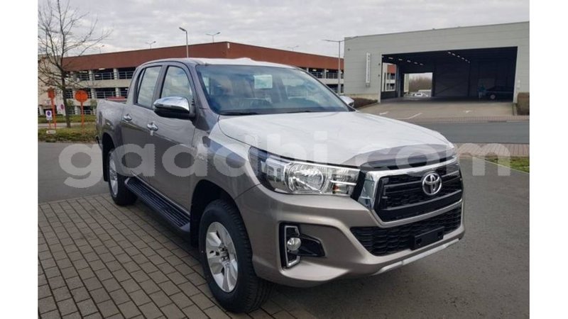 Big with watermark toyota hilux somalia import dubai 4325