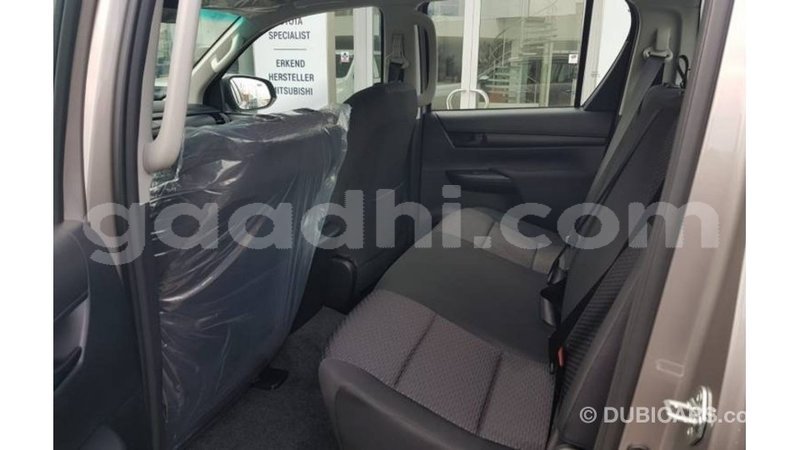 Big with watermark toyota hilux somalia import dubai 4325