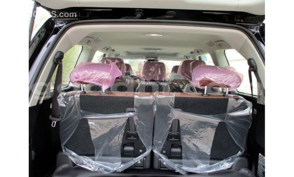 ይግዙ Imported Toyota Land Cruiser ጥቁር መኪና በ Import - Dubai በ ሶማሊያ ይግዙ Imported Toyota Land Cruiser ጥቁር መኪና በ Import - Dubai በ ሶማሊያ