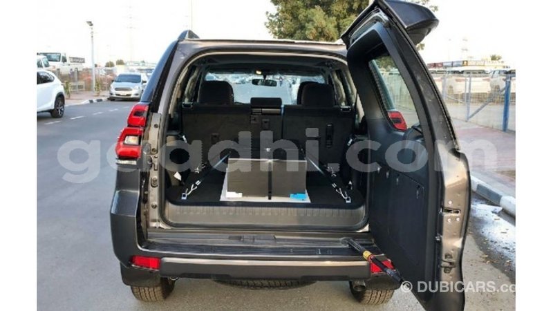 Big with watermark toyota prado somalia import dubai 4327
