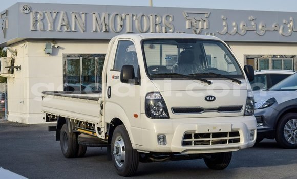 اشتري Imported Kia Carens أبيض سيارة في Import - Dubai في الصومال اشتري Imported Kia Carens أبيض سيارة في Import - Dubai في الصومال