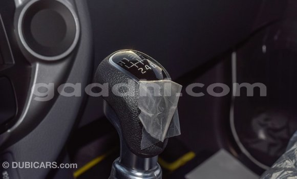 اشتري Imported Kia Carens أبيض سيارة في Import - Dubai في الصومال اشتري Imported Kia Carens أبيض سيارة في Import - Dubai في الصومال