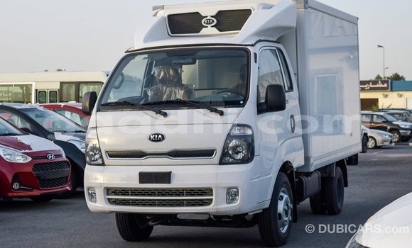Acheter Import Voiture Kia K3 Blanc à Import - Dubai, Somalie Acheter Import Voiture Kia K3 Blanc à Import - Dubai, Somalie
