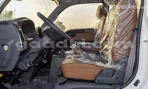 Acheter Import Voiture Kia K3 Blanc à Import - Dubai, Somalie Acheter Import Voiture Kia K3 Blanc à Import - Dubai, Somalie