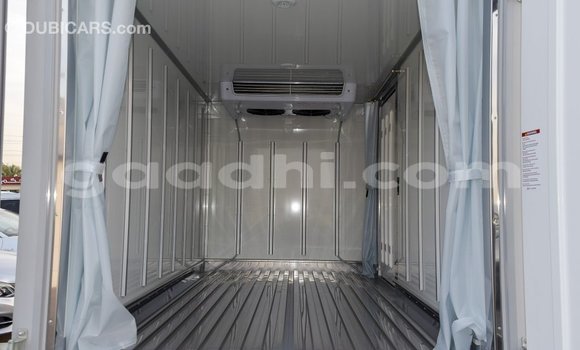 Acheter Import Voiture Kia K3 Blanc à Import - Dubai, Somalie Acheter Import Voiture Kia K3 Blanc à Import - Dubai, Somalie