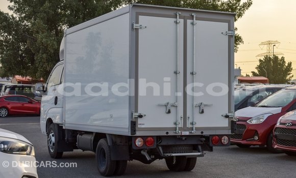 Acheter Import Voiture Kia K3 Blanc à Import - Dubai, Somalie Acheter Import Voiture Kia K3 Blanc à Import - Dubai, Somalie