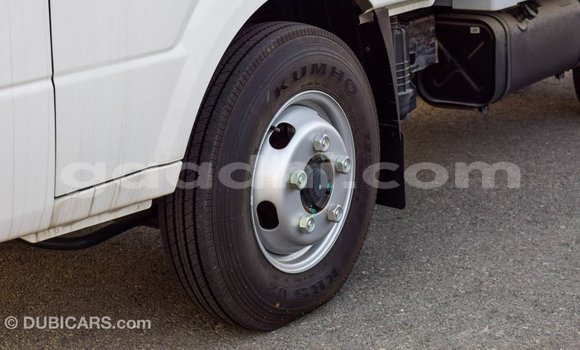 Acheter Import Voiture Kia K3 Blanc à Import - Dubai, Somalie Acheter Import Voiture Kia K3 Blanc à Import - Dubai, Somalie