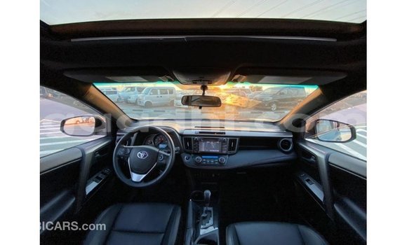 ይግዙ Imported Toyota HiAce ሌላ የጭነት መኪና በ Import - Dubai በ ሶማሊያ ይግዙ Imported Toyota HiAce ሌላ የጭነት መኪና በ Import - Dubai በ ሶማሊያ