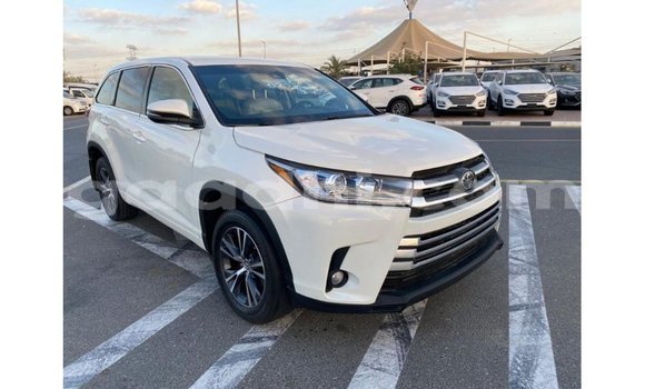 Buy Import Toyota Highlander White Car in Import - Dubai in Somalia Buy Import Toyota Highlander White Car in Import - Dubai in Somalia