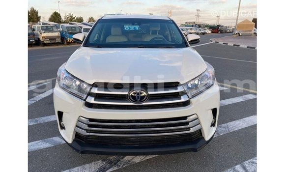 Buy Import Toyota Highlander White Car in Import - Dubai in Somalia Buy Import Toyota Highlander White Car in Import - Dubai in Somalia
