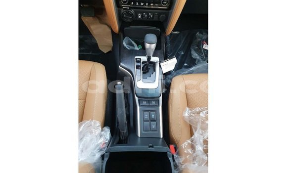 اشتري Imported Toyota Fortuner أبيض سيارة في Import - Dubai في الصومال اشتري Imported Toyota Fortuner أبيض سيارة في Import - Dubai في الصومال