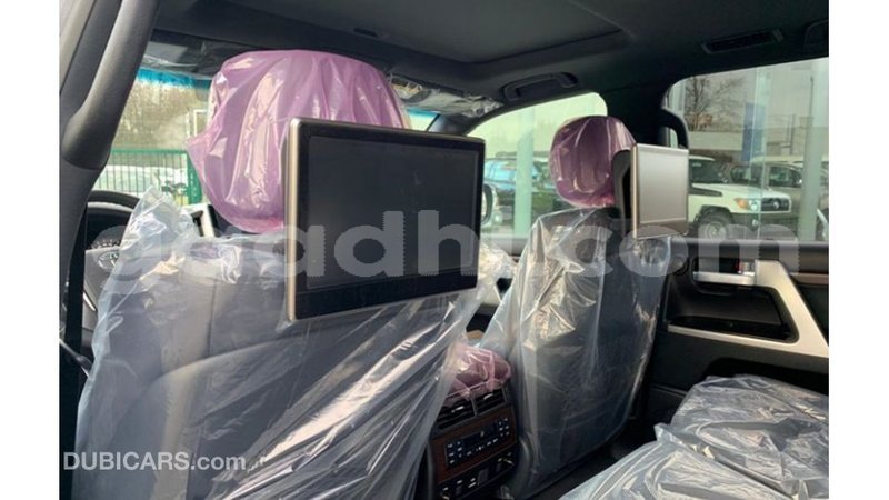 Big with watermark toyota land cruiser somalia import dubai 4349