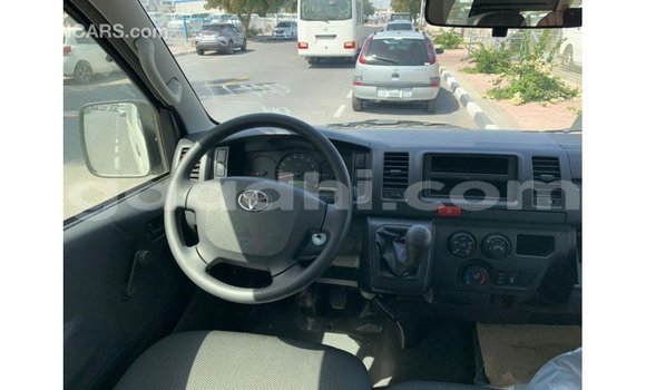 Buy Import Toyota Hiace White Car in Import - Dubai in Somalia Buy Import Toyota Hiace White Car in Import - Dubai in Somalia