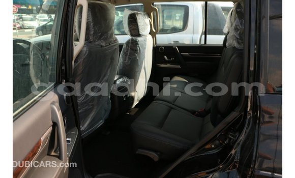 Nunua Imported Mitsubishi Pajero Nyeusi Gari ndani ya Import - Dubai nchini Somalia Nunua Imported Mitsubishi Pajero Nyeusi Gari ndani ya Import - Dubai nchini Somalia