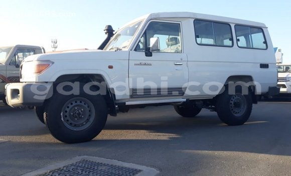 Buy Import Toyota Land Cruiser White Car in Import - Dubai in Somalia Buy Import Toyota Land Cruiser White Car in Import - Dubai in Somalia