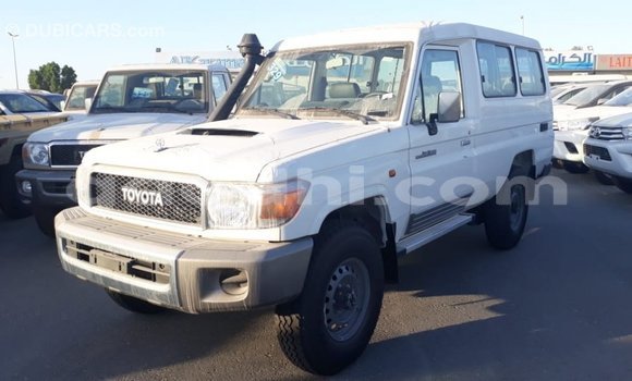 Buy Import Toyota Land Cruiser White Car in Import - Dubai in Somalia Buy Import Toyota Land Cruiser White Car in Import - Dubai in Somalia