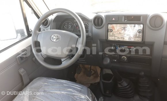 Buy Import Toyota Land Cruiser White Car in Import - Dubai in Somalia Buy Import Toyota Land Cruiser White Car in Import - Dubai in Somalia