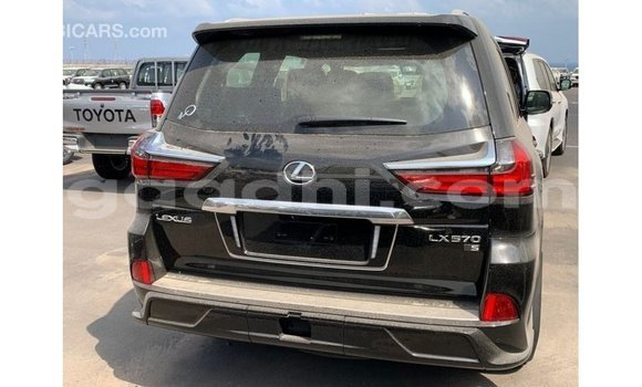اشتري Imported Lexus LX أسود سيارة في Import - Dubai في الصومال اشتري Imported Lexus LX أسود سيارة في Import - Dubai في الصومال