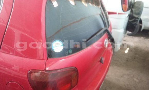 اشتري مستعمل Toyota Vitz أحمر سيارة في هرجيسا في أرض الصومال اشتري مستعمل Toyota Vitz أحمر سيارة في هرجيسا في أرض الصومال