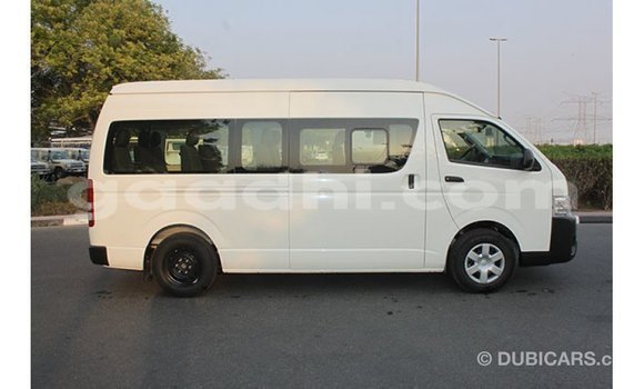 Nunua Imported Toyota Hiace Nyeupe Gari ndani ya Import - Dubai nchini Somalia Nunua Imported Toyota Hiace Nyeupe Gari ndani ya Import - Dubai nchini Somalia