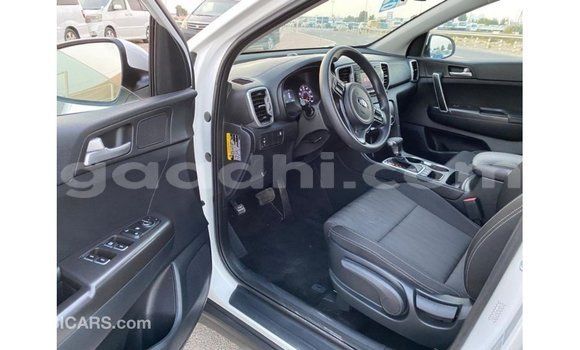 Buy Import Kia Sportage White Car in Import - Dubai in Somalia Buy Import Kia Sportage White Car in Import - Dubai in Somalia