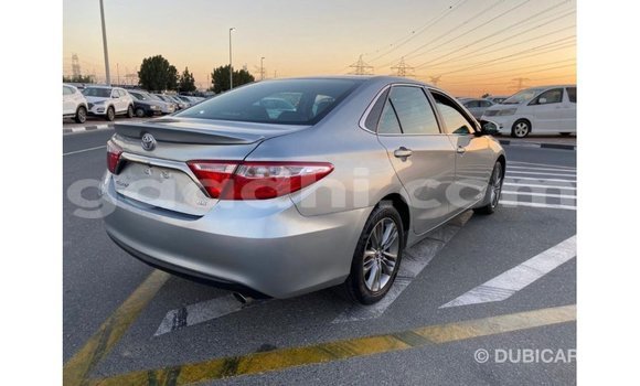اشتري Imported Toyota Camry آخر سيارة في Import - Dubai في الصومال اشتري Imported Toyota Camry آخر سيارة في Import - Dubai في الصومال