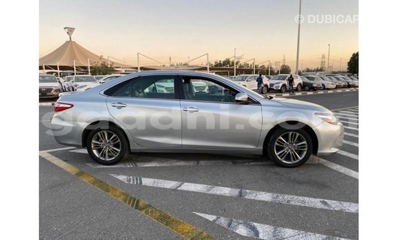 اشتري Imported Toyota Camry آخر سيارة في Import - Dubai في الصومال اشتري Imported Toyota Camry آخر سيارة في Import - Dubai في الصومال
