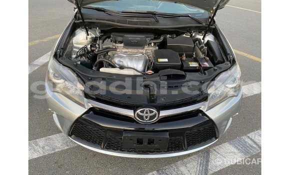 اشتري Imported Toyota Camry آخر سيارة في Import - Dubai في الصومال اشتري Imported Toyota Camry آخر سيارة في Import - Dubai في الصومال