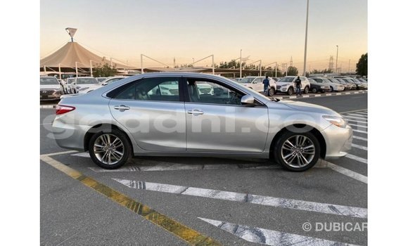 اشتري Imported Toyota Camry آخر سيارة في Import - Dubai في الصومال اشتري Imported Toyota Camry آخر سيارة في Import - Dubai في الصومال