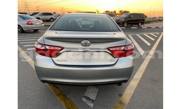اشتري Imported Toyota Camry آخر سيارة في Import - Dubai في الصومال اشتري Imported Toyota Camry آخر سيارة في Import - Dubai في الصومال