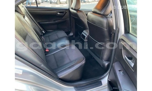 اشتري Imported Toyota Camry آخر سيارة في Import - Dubai في الصومال اشتري Imported Toyota Camry آخر سيارة في Import - Dubai في الصومال