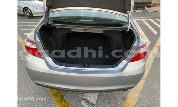 اشتري Imported Toyota Camry آخر سيارة في Import - Dubai في الصومال اشتري Imported Toyota Camry آخر سيارة في Import - Dubai في الصومال