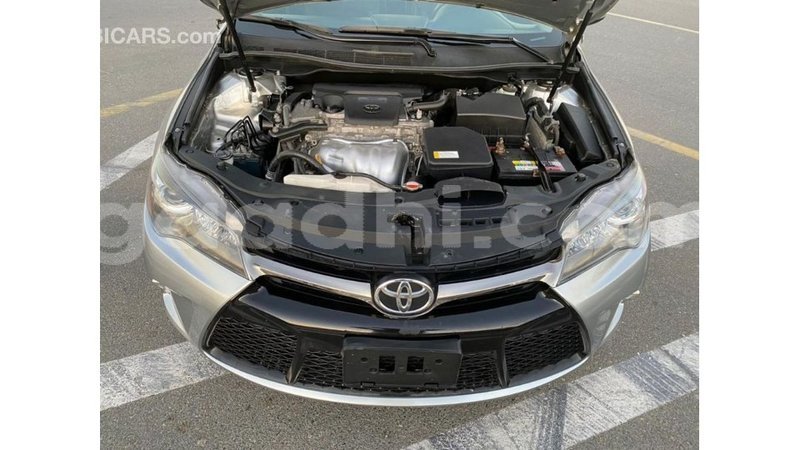 Big with watermark toyota camry somalia import dubai 4375