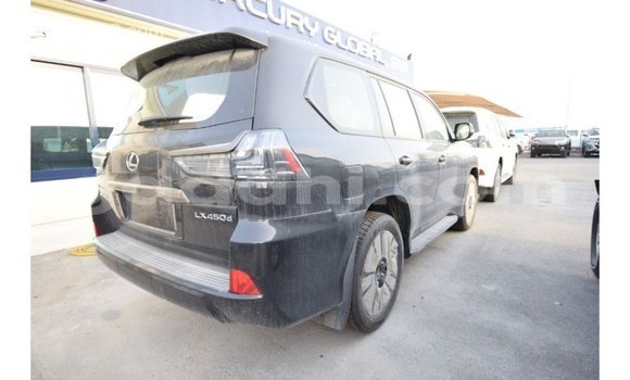 اشتري Imported Lexus LX أسود سيارة في Import - Dubai في الصومال اشتري Imported Lexus LX أسود سيارة في Import - Dubai في الصومال