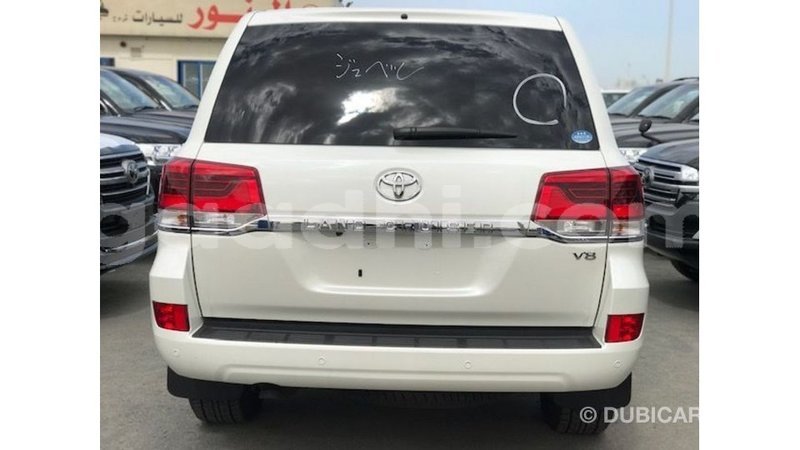Big with watermark toyota land cruiser somalia import dubai 4387