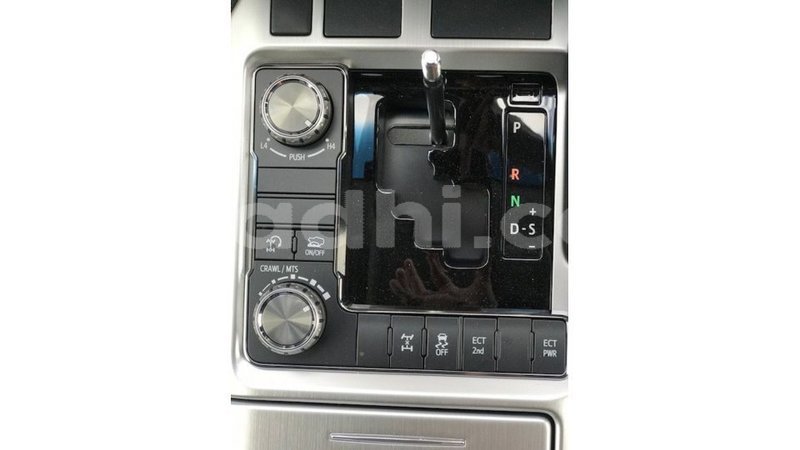 Big with watermark toyota land cruiser somalia import dubai 4387