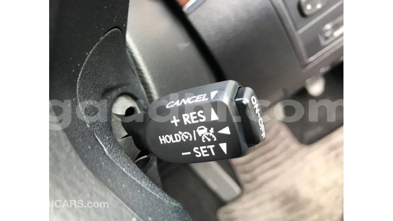 Big with watermark toyota land cruiser somalia import dubai 4387