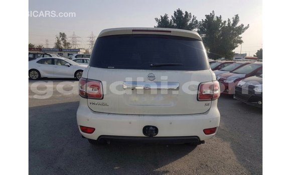 اشتري Imported Nissan Patrol أبيض سيارة في Import - Dubai في الصومال اشتري Imported Nissan Patrol أبيض سيارة في Import - Dubai في الصومال