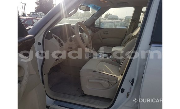 اشتري Imported Nissan Patrol أبيض سيارة في Import - Dubai في الصومال اشتري Imported Nissan Patrol أبيض سيارة في Import - Dubai في الصومال