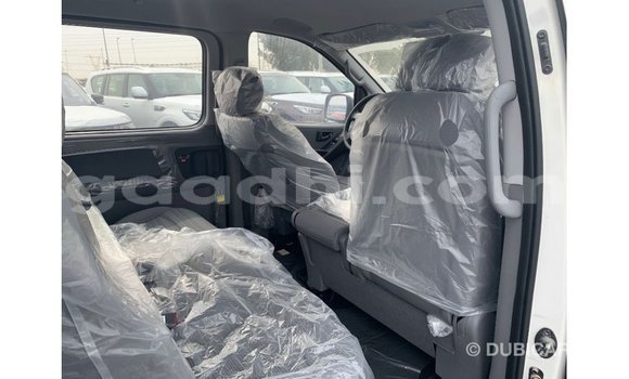 اشتري Imported Hyundai Cargo أبيض سيارة في Import - Dubai في الصومال اشتري Imported Hyundai Cargo أبيض سيارة في Import - Dubai في الصومال