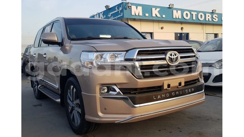 Big with watermark toyota land cruiser somalia import dubai 4392