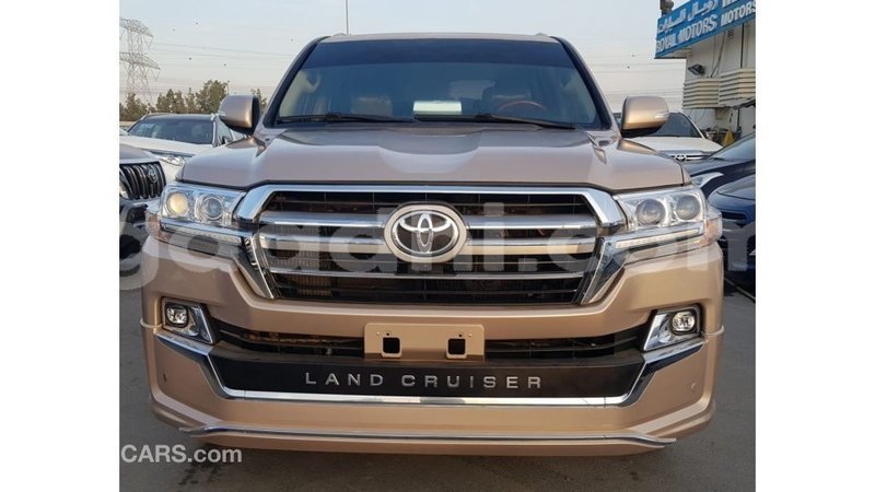 Big with watermark toyota land cruiser somalia import dubai 4392