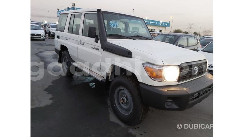 Big with watermark toyota land cruiser somalia import dubai 4399