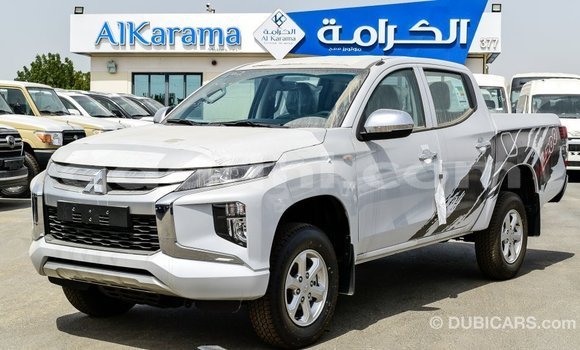 Buy Import Mitsubishi L200 White Car in Import - Dubai in Somalia Buy Import Mitsubishi L200 White Car in Import - Dubai in Somalia