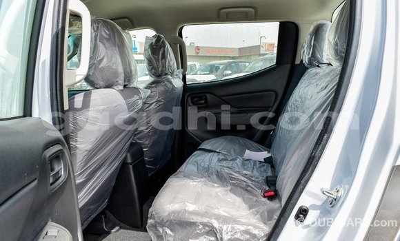 Buy Import Mitsubishi L200 White Car in Import - Dubai in Somalia Buy Import Mitsubishi L200 White Car in Import - Dubai in Somalia