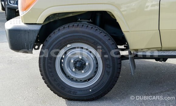 Buy Import Toyota Land Cruiser Beige Car in Import - Dubai in Somalia Buy Import Toyota Land Cruiser Beige Car in Import - Dubai in Somalia